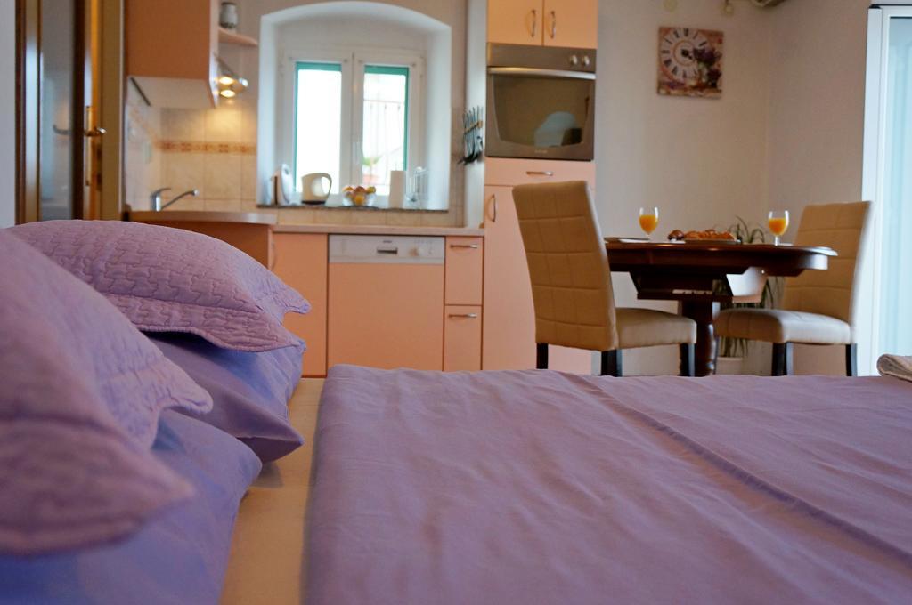 Kamena Apartment & Studio Makarska Bagian luar foto