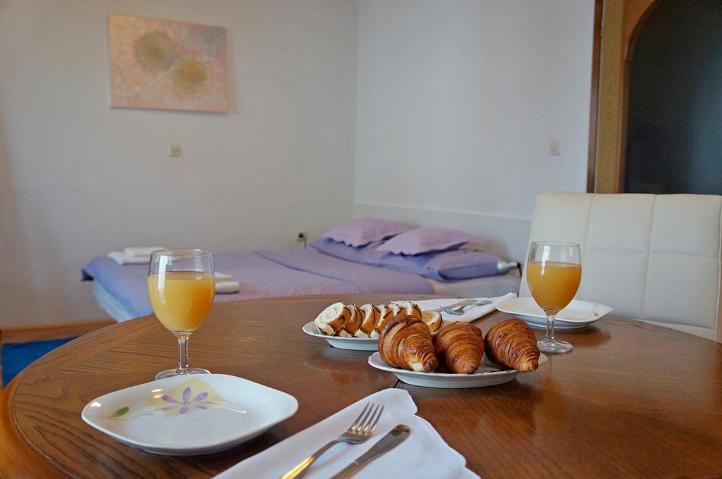 Kamena Apartment & Studio Makarska Bagian luar foto
