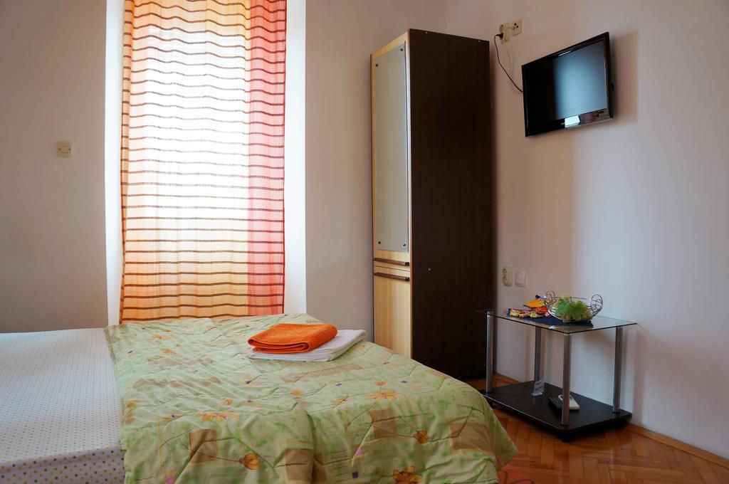 Kamena Apartment & Studio Makarska Bagian luar foto