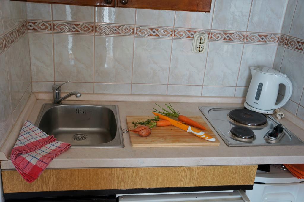 Kamena Apartment & Studio Makarska Bagian luar foto
