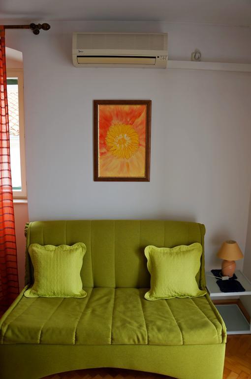 Kamena Apartment & Studio Makarska Bagian luar foto