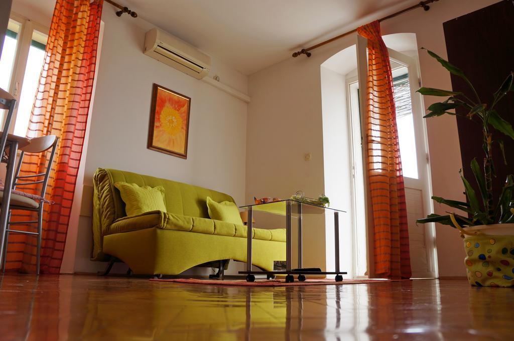 Kamena Apartment & Studio Makarska Bagian luar foto