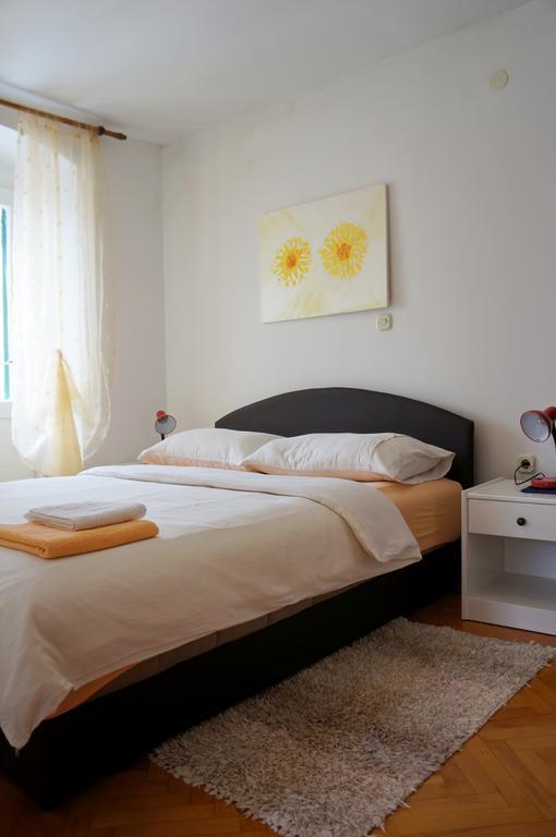 Kamena Apartment & Studio Makarska Bagian luar foto