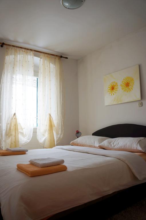 Kamena Apartment & Studio Makarska Bagian luar foto